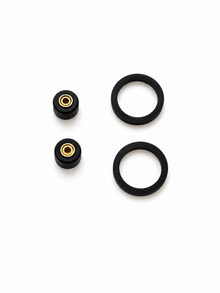 KIT-06  RODILLOS E IDLER NAKAMICHI 700 TRI-TRACER