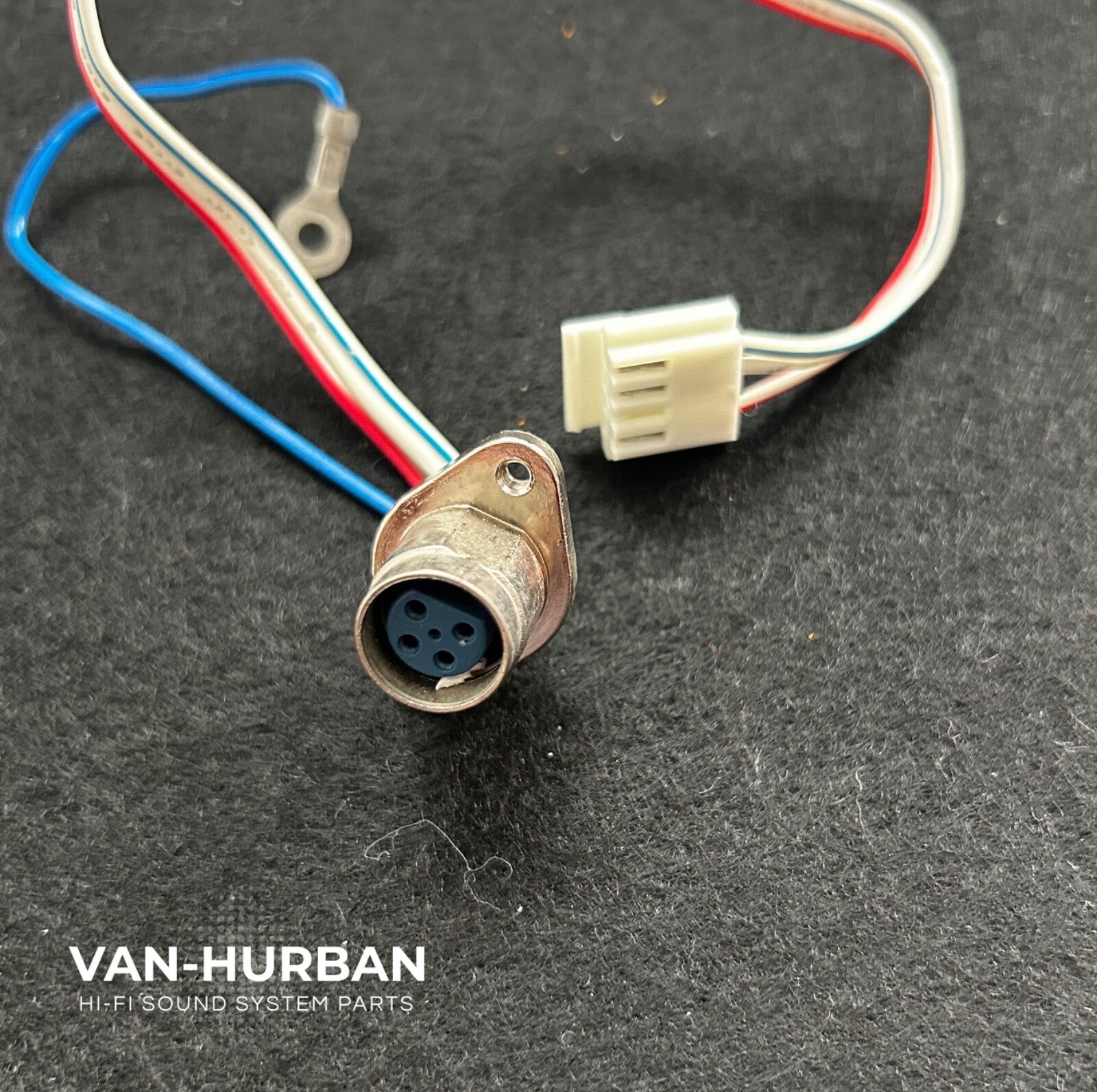 SELECCIONADOR DE VOLTAJE  1-526-570-21   SONY TC-K71   /2131146 /C7 B3