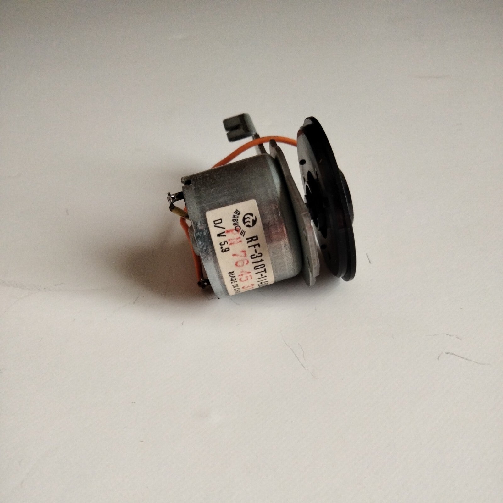 RF-310T-11400 D/V 5.9 MOTOR   1368108